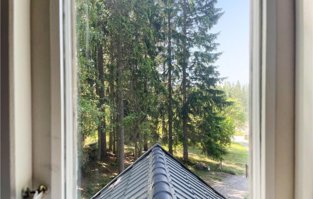 Cozy Home In Oerebro With Wifi Exterior photo